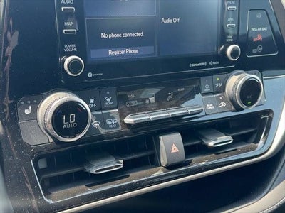2022 Toyota Highlander XLE AWD