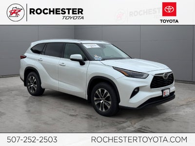 2022 Toyota Highlander XLE AWD