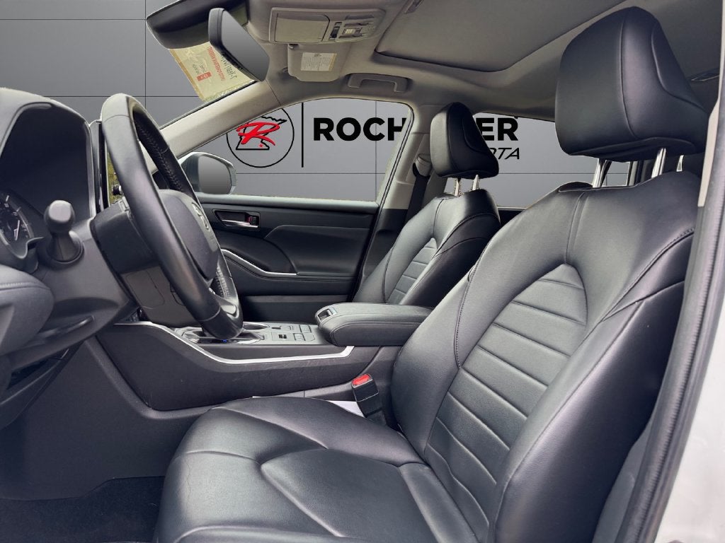 2022 Toyota Highlander XLE AWD