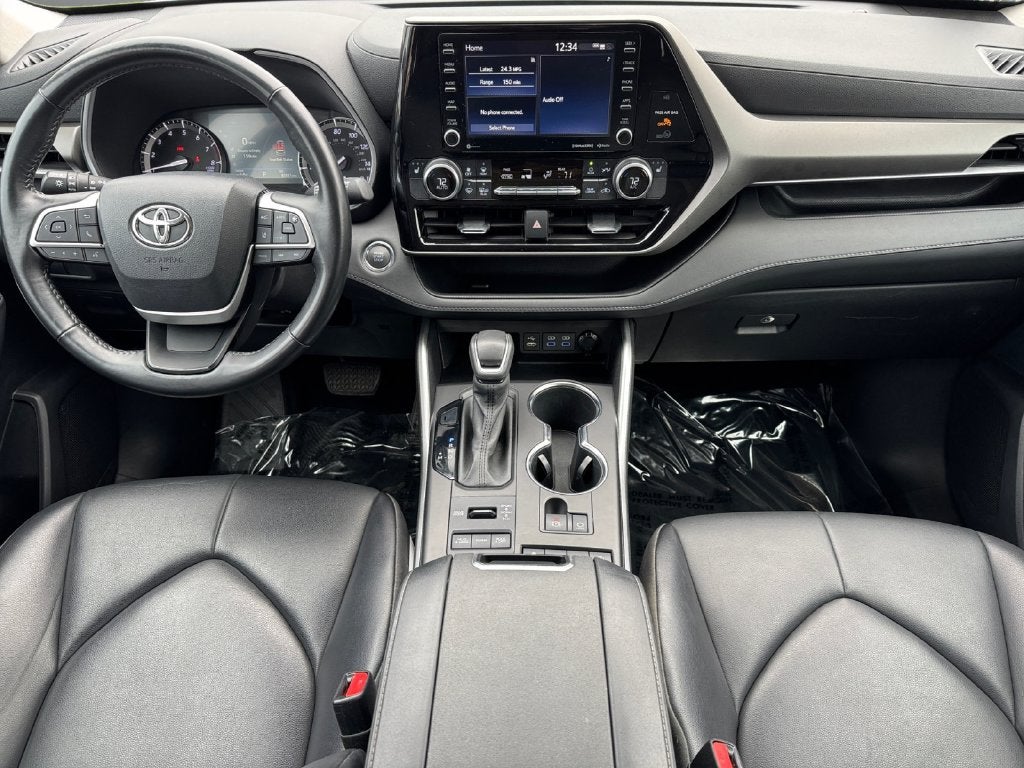 2022 Toyota Highlander XLE AWD