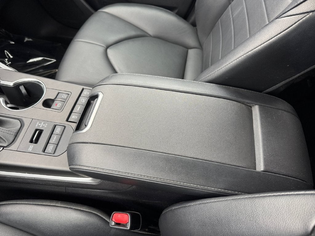 2022 Toyota Highlander XLE AWD