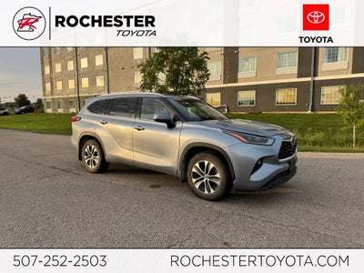 2021 Toyota Highlander XLE AWD