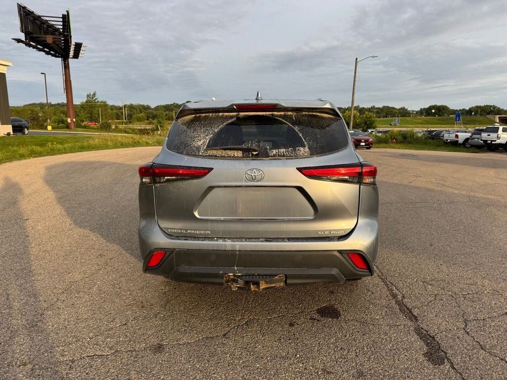 2021 Toyota Highlander XLE AWD