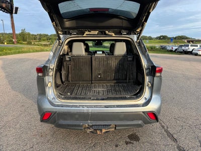 2021 Toyota Highlander XLE AWD