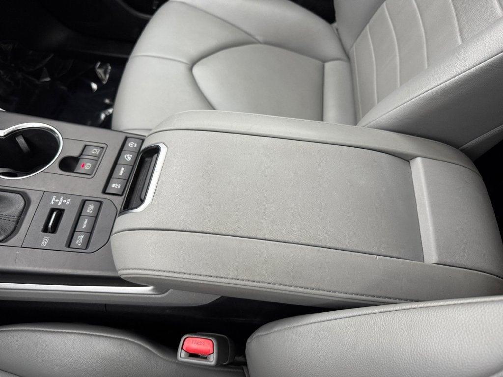 2021 Toyota Highlander XLE AWD