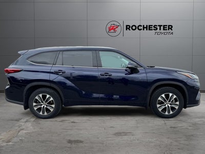 2021 Toyota Highlander XLE AWD
