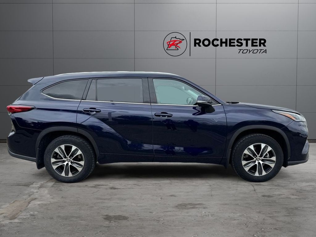 2021 Toyota Highlander XLE AWD