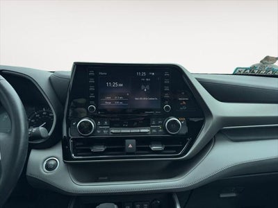 2021 Toyota Highlander XLE AWD