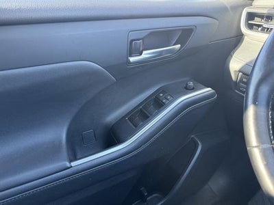 2022 Toyota Highlander XLE AWD