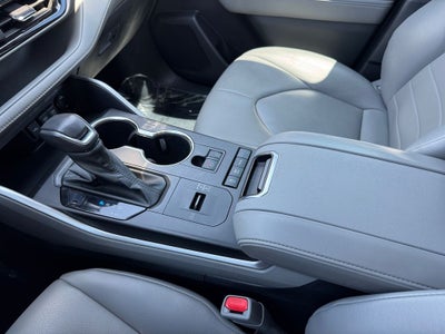 2021 Toyota Highlander Hybrid XLE AWD