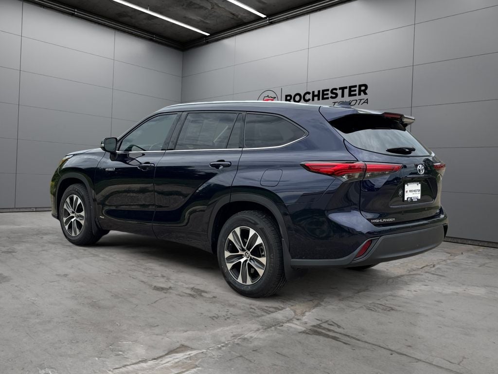 2021 Toyota Highlander Hybrid XLE AWD