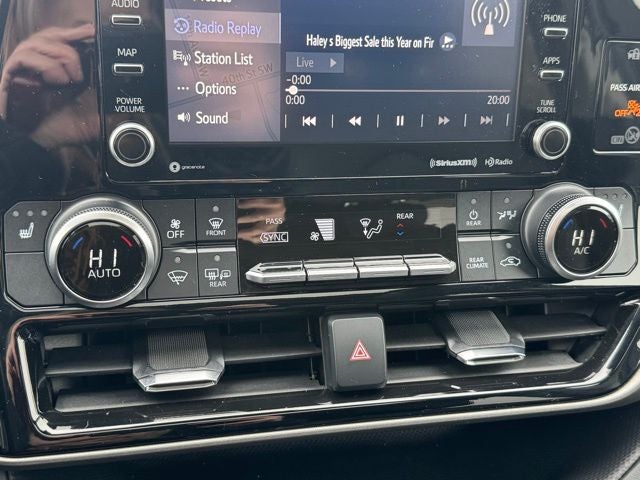 2021 Toyota Highlander XLE AWD