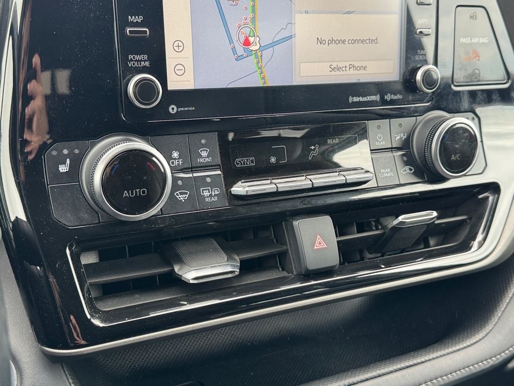 2021 Toyota Highlander XLE AWD
