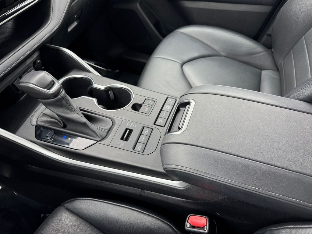 2021 Toyota Highlander XLE AWD