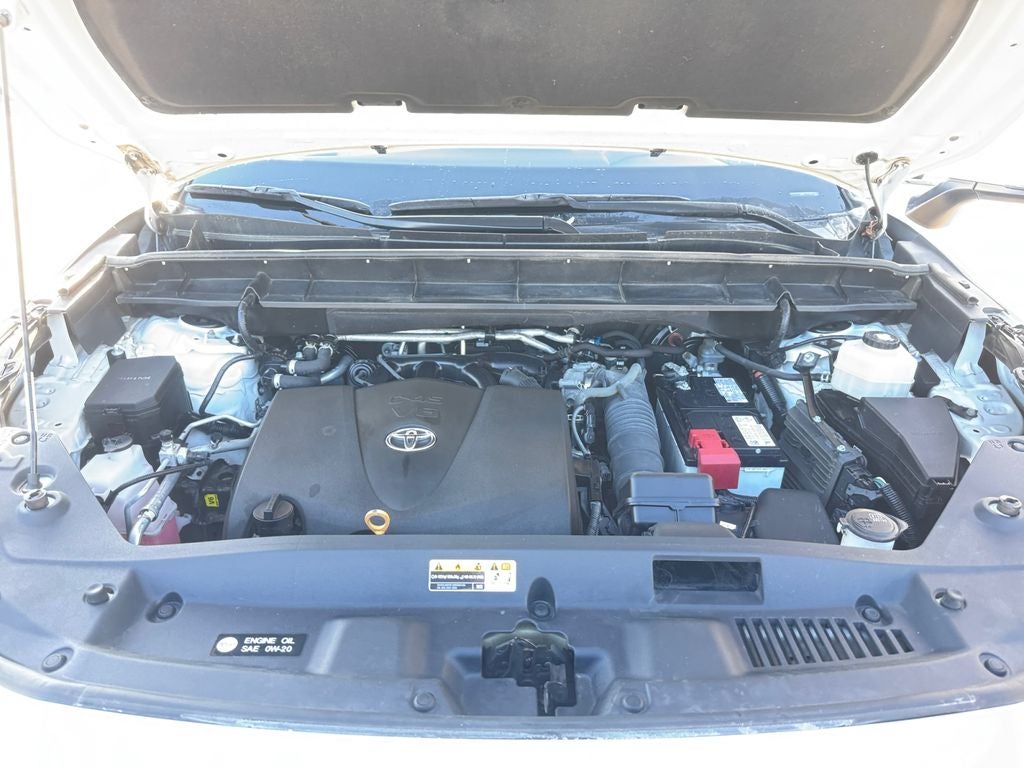 2022 Toyota Highlander XLE AWD