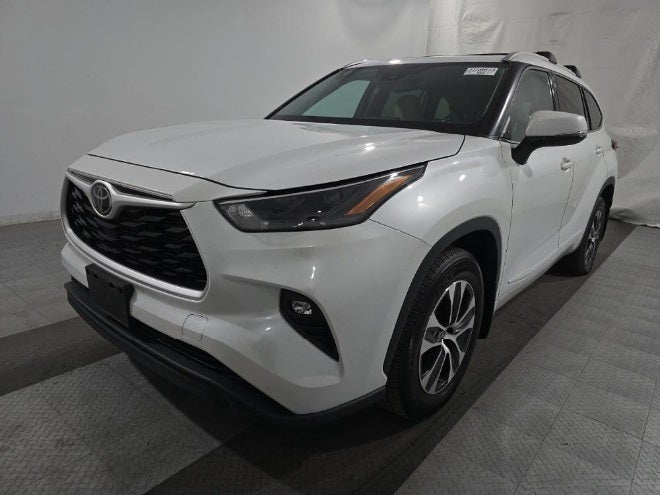 2022 Toyota Highlander XLE AWD