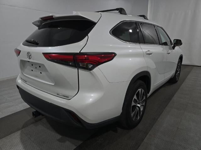 2022 Toyota Highlander XLE AWD