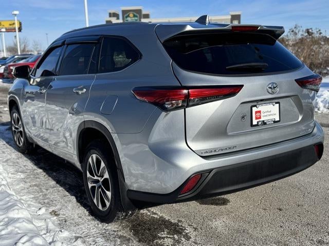 2022 Toyota Highlander XLE AWD