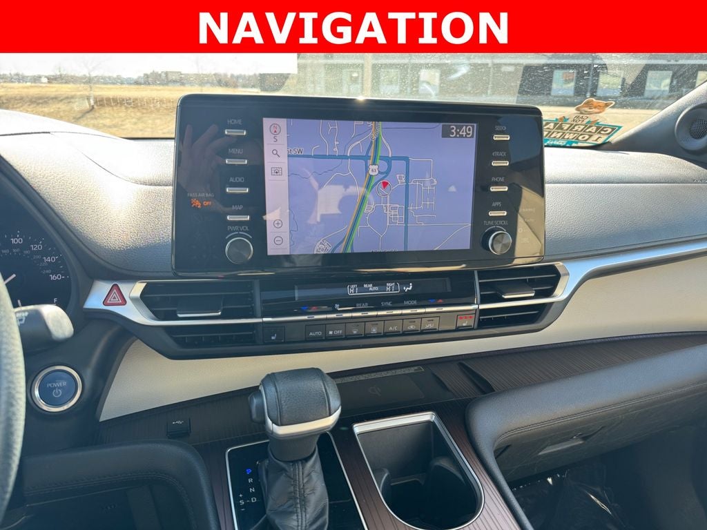 2023 Toyota Sienna XLE 7 Passenger