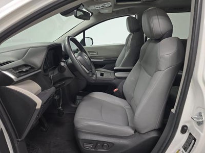 2024 Toyota Sienna XLE 7 Passenger