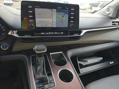 2024 Toyota Sienna XLE 7 Passenger