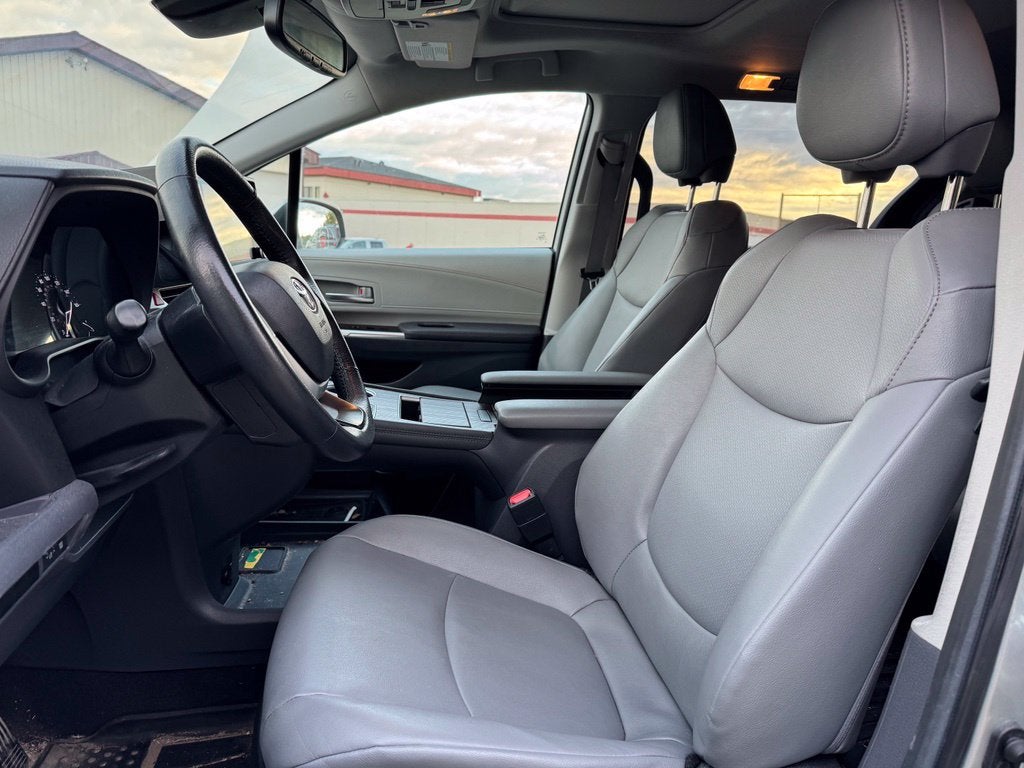 2024 Toyota Sienna XLE 7 Passenger