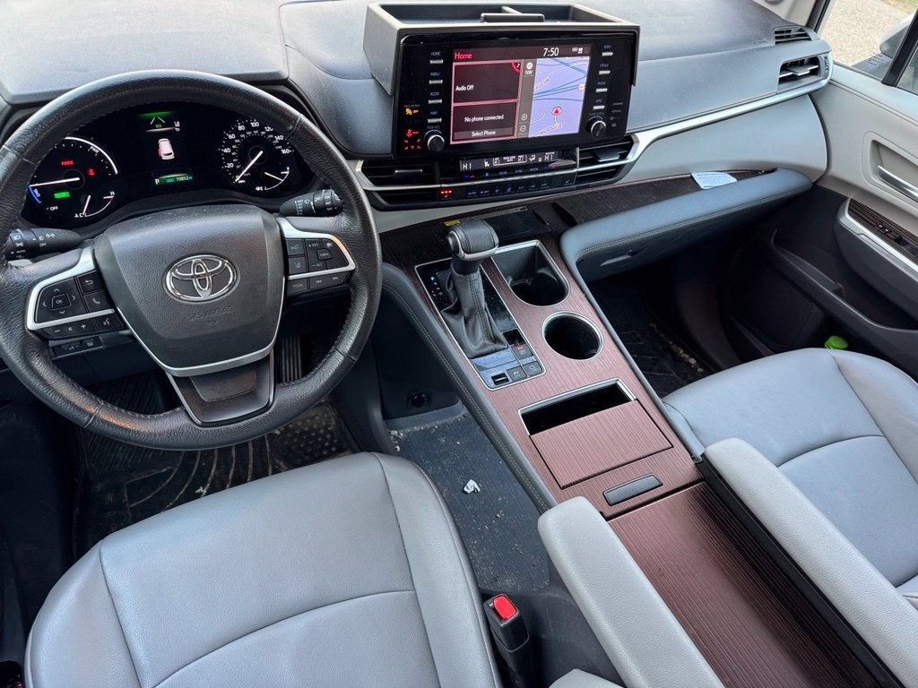 2024 Toyota Sienna XLE 7 Passenger