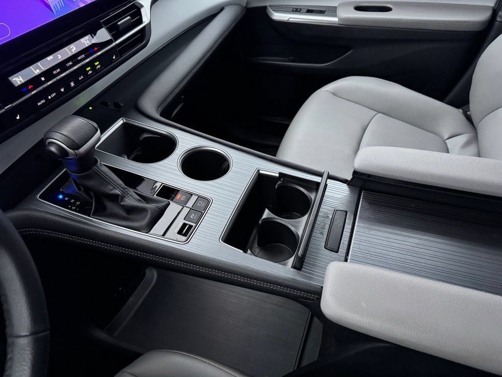 2025 Toyota Sienna XLE 7 Passenger