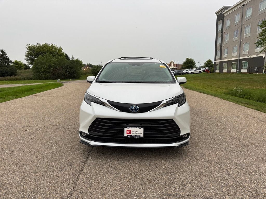 2025 Toyota Sienna XLE 7 Passenger