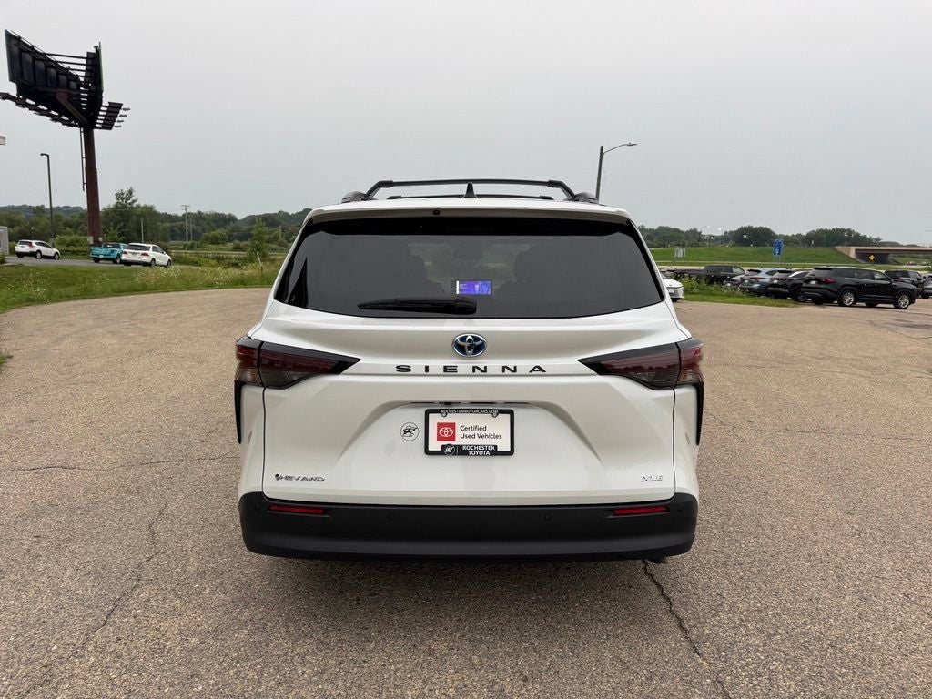 2025 Toyota Sienna XLE 7 Passenger