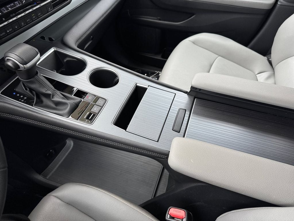 2025 Toyota Sienna XLE 7 Passenger