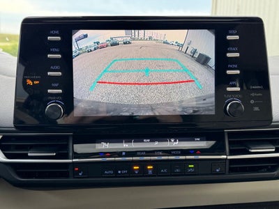2022 Toyota Sienna XLE 7 Passenger
