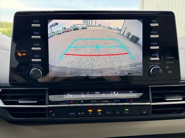 2022 Toyota Sienna XLE 7 Passenger