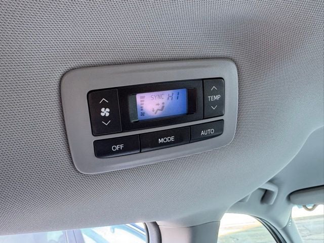 2017 Toyota Sienna LE 7 Passenger