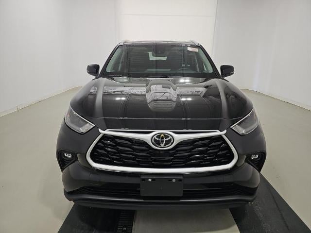 2025 Toyota Highlander Hybrid XLE AWD