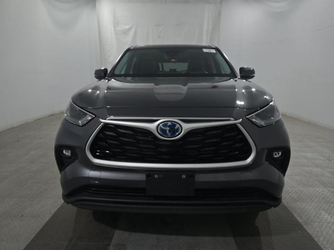 2024 Toyota Highlander Hybrid XLE AWD