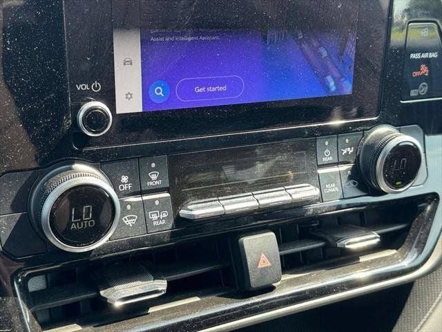 2023 Toyota Highlander L FWD