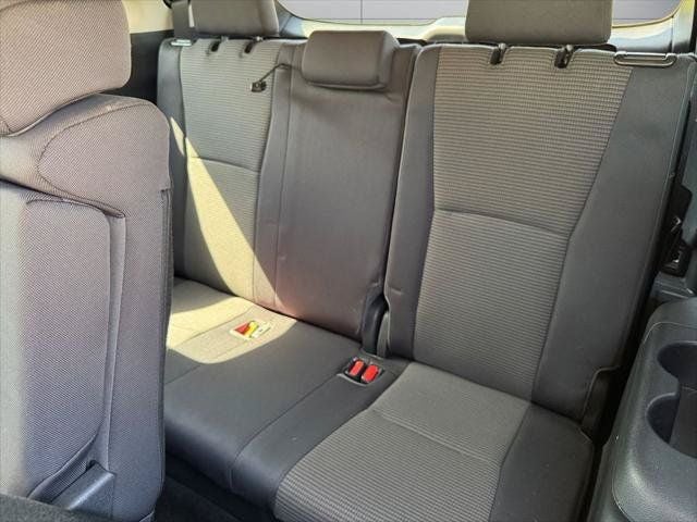 2023 Toyota Highlander L FWD