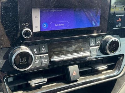 2023 Toyota Highlander L FWD