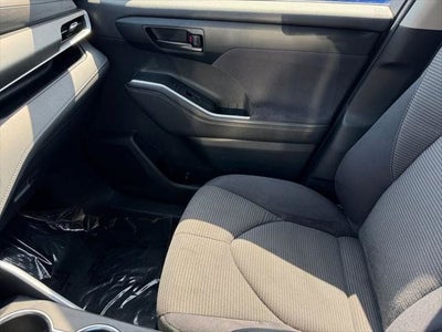 2023 Toyota Highlander L FWD