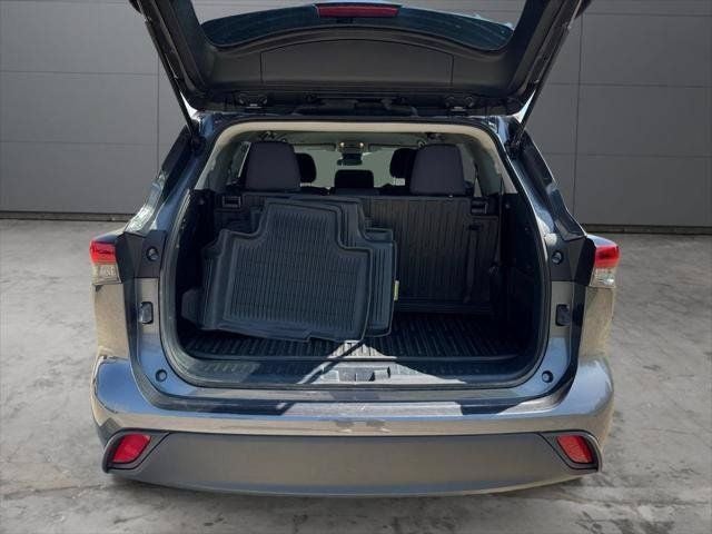 2023 Toyota Highlander L FWD