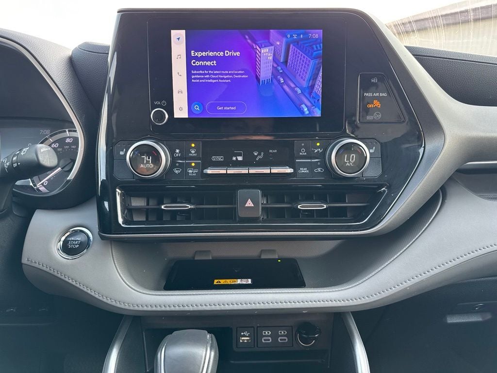 2023 Toyota Highlander XLE FWD