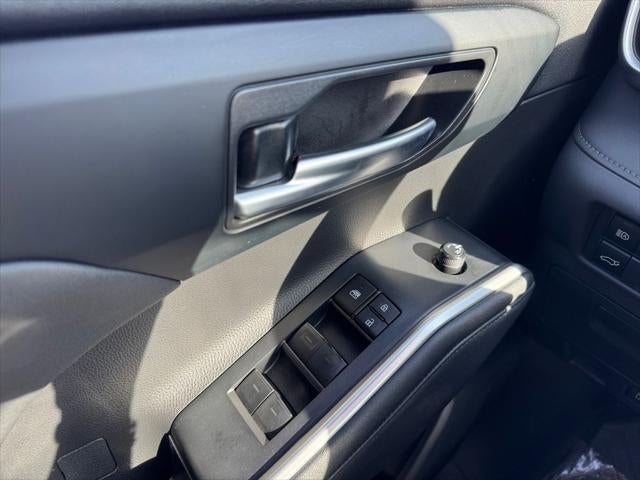 2023 Toyota Highlander XLE AWD