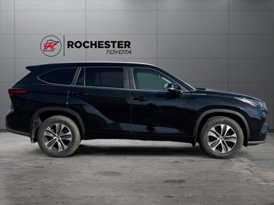 2023 Toyota Highlander XLE AWD