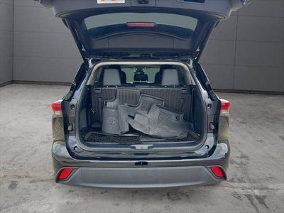 2023 Toyota Highlander XLE AWD