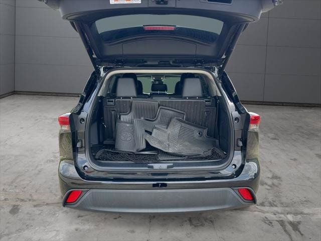 2023 Toyota Highlander XLE AWD