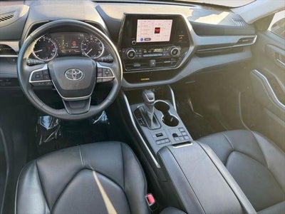 2023 Toyota Highlander XLE AWD