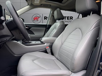 2023 Toyota Highlander XLE AWD