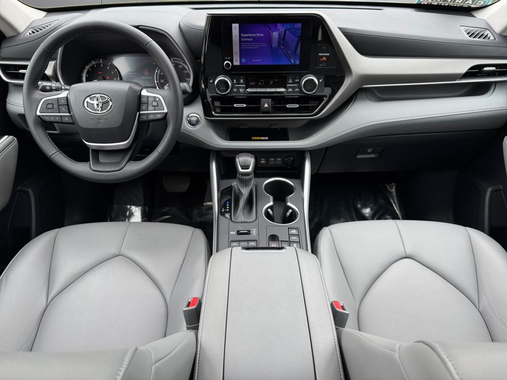 2023 Toyota Highlander XLE AWD