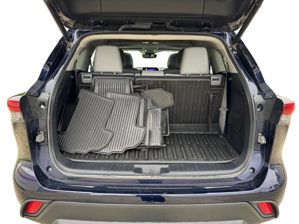 2023 Toyota Highlander XLE AWD